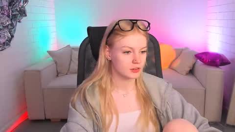 Grace Glamour online show from 02/10/25, 05:14