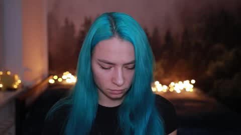 Snapshot of gracegreen chatting on 11/23/25, 02:50 I will be glad to see you 30 N 1800 - 2300 gmt3 online show from 11/23/25, 02:50