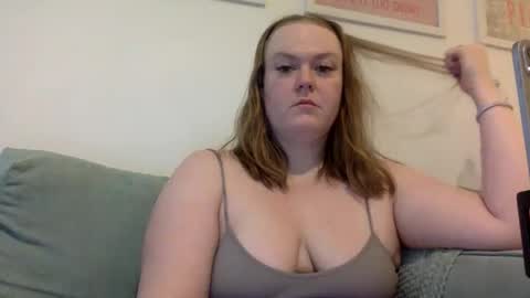 Snapshot of graceloves69 chatting on 06/07/26, 09:46 Grace Loves online show from 06/07/26, 09:46