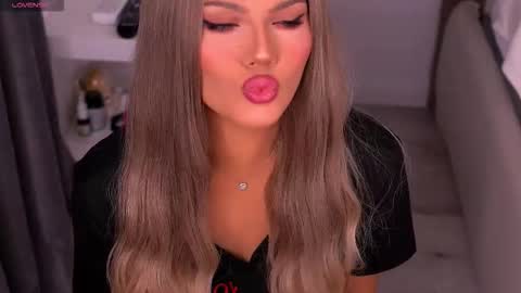 Grace online show from 10/03/25, 02:58