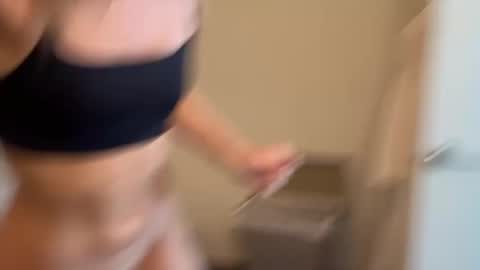 Snapshot of graciemae_baexx chatting on 02/27/25, 06:20 Gracie Mae online show from 02/27/25, 06:20