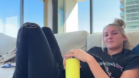 Snapshot of graciemae_baexx chatting on 03/08/25, 03:45 Gracie Mae online show from 03/08/25, 03:45