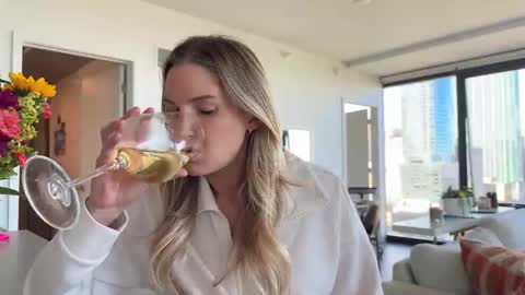 Snapshot of graciemae_baexx chatting on 10/12/25, 06:18 Gracie Mae online show from 10/12/25, 06:18