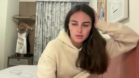 Gracie Smith online show from 05/10/26, 12:05