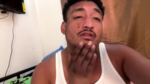 Snapshot of gramztoexhale7 chatting on 01/15/25, 11:40 gramztoexhale7 online show from 01/15/25, 11:40