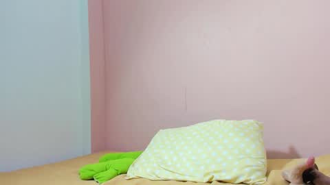 Mi Name is violeta  online show from 12/31/24, 08:45