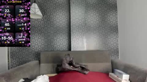 Mi Name is violeta  online show from 03/06/26, 12:01