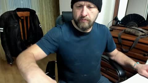 Snapshot of grandor_m chatting on 03/06/25, 03:02 Anthony online show from 03/06/25, 03:02