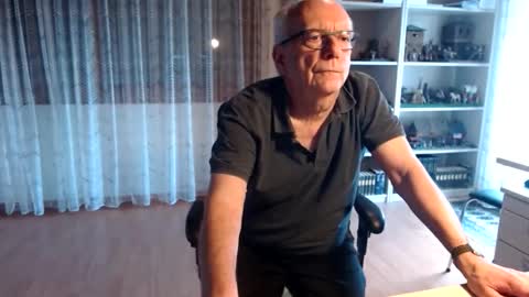Snapshot of grandpach chatting on 04/03/26, 11:41 grandpach online show from 04/03/26, 11:41