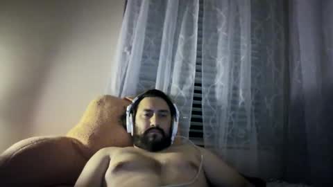 Snapshot of grateful00 chatting on 03/02/26, 09:05 grateful00 online show from 03/02/26, 09:05