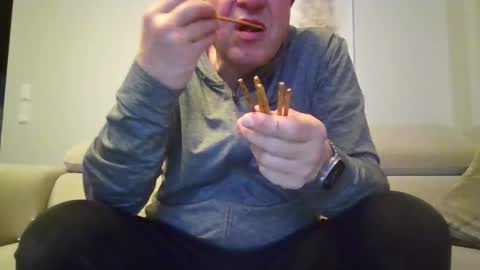 Snapshot of grau197077 chatting on 03/28/26, 10:53 grau197077 online show from 03/28/26, 10:53