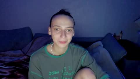 Anna online show from 12/23/25, 11:08