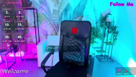 GrayceWild online show from 02/03/25, 11:31