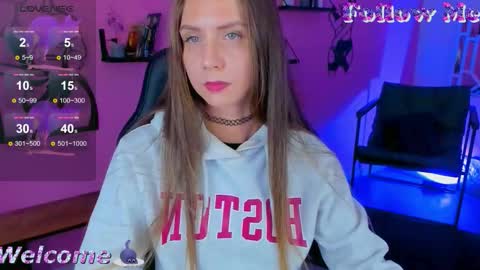 GrayceWild online show from 10/02/25, 11:28