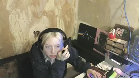 graylovescookies online show from 12/17/24, 10:11