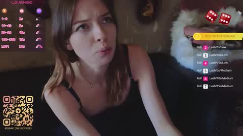 Snapshot of graylovescookies chatting on 03/24/26, 10:42 graylovescookies online show from 03/24/26, 10:42