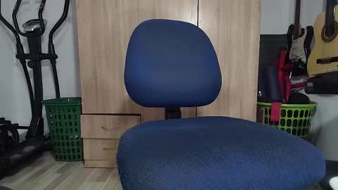 Snapshot of grayrosty chatting on 10/23/25, 02:27 grayrosty online show from 10/23/25, 02:27