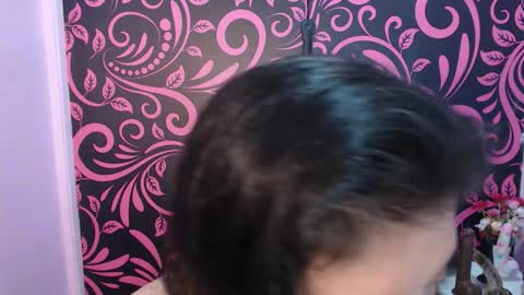 Isabella online show from 02/16/26, 11:17