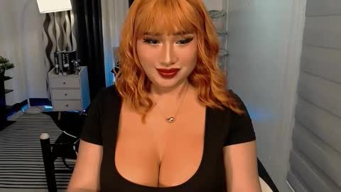 Snapshot of great_selfsuckerts chatting on 10/07/25, 08:33 PAULATHEONE online show from 10/07/25, 08:33