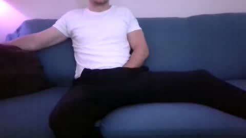 Snapshot of green821821 chatting on 11/22/25, 07:46 green821821 online show from 11/22/25, 07:46