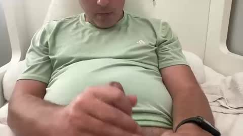 Snapshot of green_knight4169 chatting on 10/10/25, 09:58 GreenKnight online show from 10/10/25, 09:58