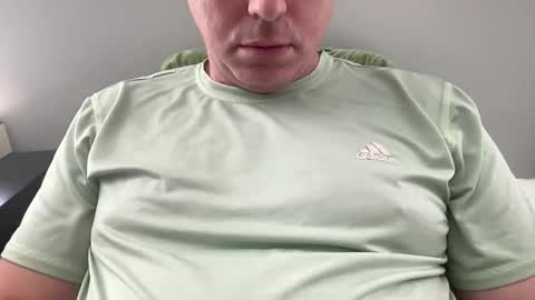 Snapshot of green_knight4169 chatting on 01/08/26, 06:43 GreenKnight online show from 01/08/26, 06:43