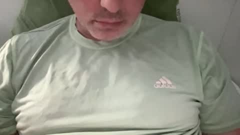 Snapshot of green_knight4169 chatting on 04/12/26, 12:37 GreenKnight online show from 04/12/26, 12:37