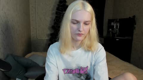 Snapshot of green_tea666 chatting on 01/08/25, 01:53 Lilith online show from 01/08/25, 01:53