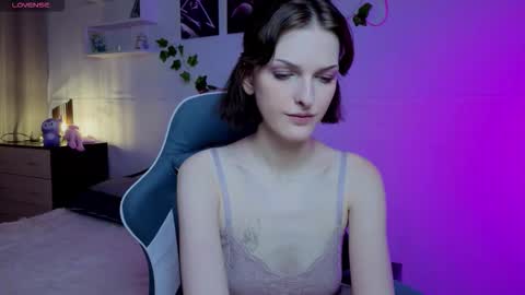 Snapshot of green_tea666 chatting on 09/14/25, 10:31 Lilith online show from 09/14/25, 10:31