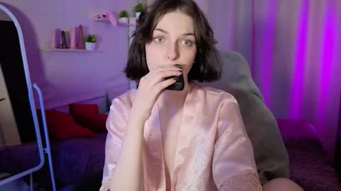 Snapshot of green_tea666 chatting on 09/27/25, 03:33 Lilith online show from 09/27/25, 03:33