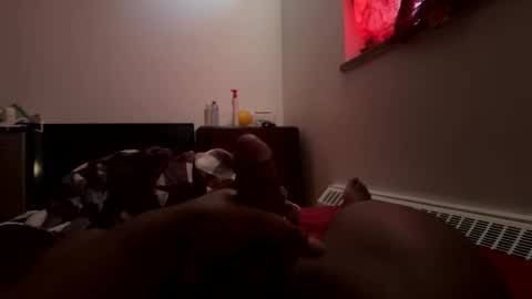 Snapshot of greenbaron12 chatting on 04/23/26, 06:10 greenbaron12 online show from 04/23/26, 06:10