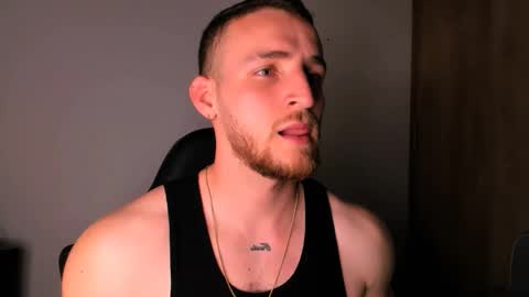 Snapshot of greeneyes_col chatting on 09/29/25, 10:47 Juan online show from 09/29/25, 10:47