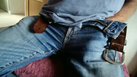 Snapshot of greenforestguy chatting on 10/13/25, 08:58 greenforestguy online show from 10/13/25, 08:58