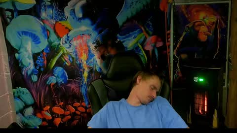 Greenlungs8195 online show from 12/20/24, 08:49