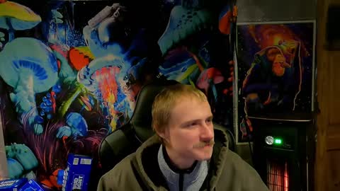 Greenlungs8195 online show from 01/16/25, 07:28