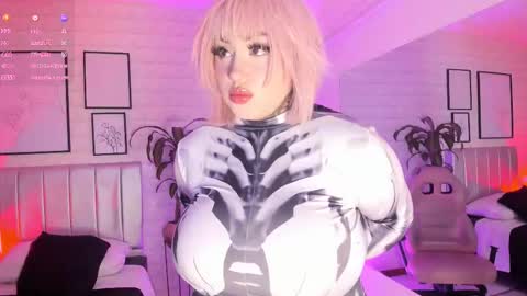 Snapshot of greennbella chatting on 01/17/26, 07:06 online show from 01/17/26, 07:06