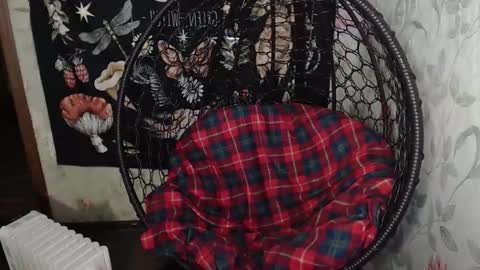 Snapshot of greenwitch9 chatting on 01/13/26, 11:04 Lina online show from 01/13/26, 11:04