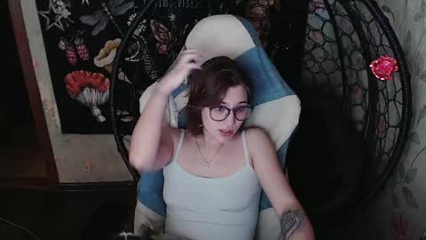 Lina online show from 05/04/26, 12:45