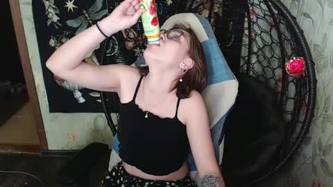 Lina online show from 05/15/26, 11:39