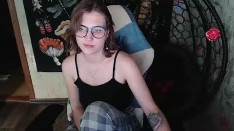Snapshot of greenwitch9 chatting on 06/14/26, 03:03 Lina online show from 06/14/26, 03:03