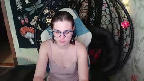 Snapshot of greenwitch9 chatting on 06/23/26, 11:30 Lina online show from 06/23/26, 11:30