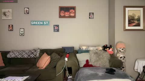 Snapshot of greenxxxqueen chatting on 04/19/26, 03:28 SexQueen Nikki online show from 04/19/26, 03:28