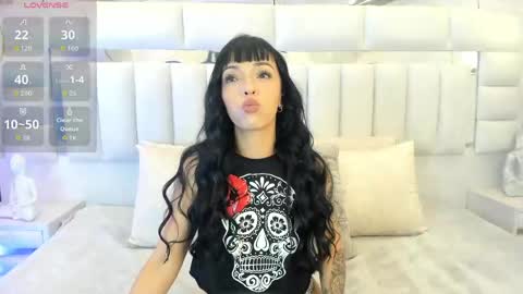 Snapshot of greeta_chars chatting on 04/23/26, 08:55 GRETA online show from 04/23/26, 08:55