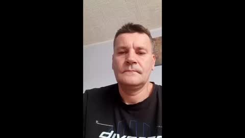 Snapshot of gregorek460 chatting on 05/11/26, 01:28 gregorek460 online show from 05/11/26, 01:28