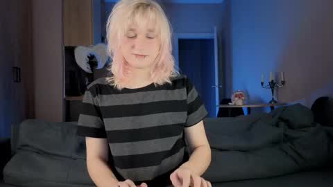 Snapshot of gregory_byyrd chatting on 03/14/26, 09:09 Greg-independent model online show from 03/14/26, 09:09