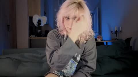 Snapshot of gregory_byyrd chatting on 03/29/26, 09:04 Greg-independent model online show from 03/29/26, 09:04