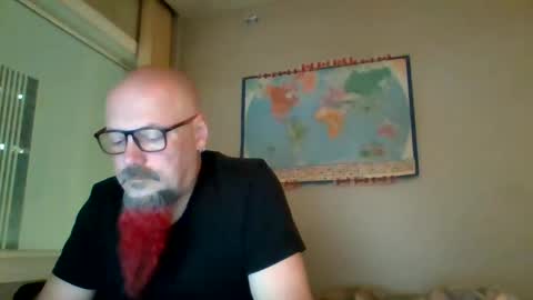 Snapshot of gregrev chatting on 12/11/24, 02:09 gregrev online show from 12/11/24, 02:09