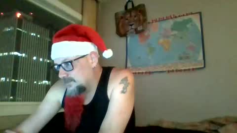 Snapshot of gregrev chatting on 12/26/24, 07:45 gregrev online show from 12/26/24, 07:45