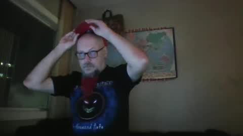 Snapshot of gregrev chatting on 01/03/25, 01:59 gregrev online show from 01/03/25, 01:59