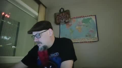 Snapshot of gregrev chatting on 01/12/25, 01:42 gregrev online show from 01/12/25, 01:42